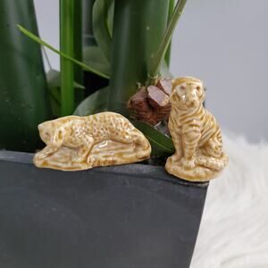 Wade Red Rose Tea Collectible Ceramic Tiger & Cheetah Figurine Set